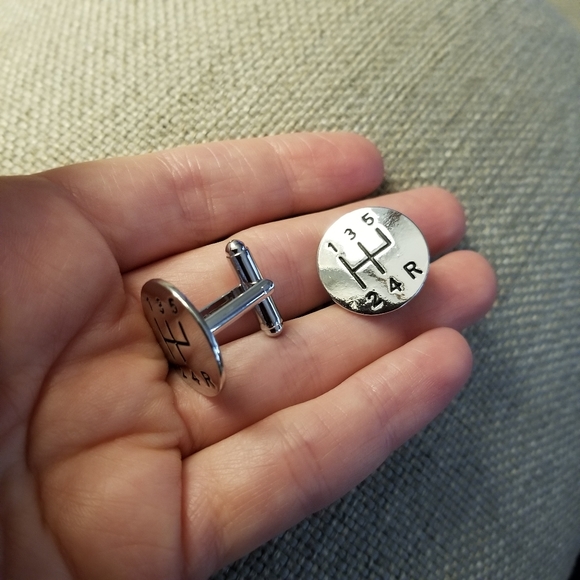 Fun Manual Car Stick Shift Cuff Links - Picture 5 of 5